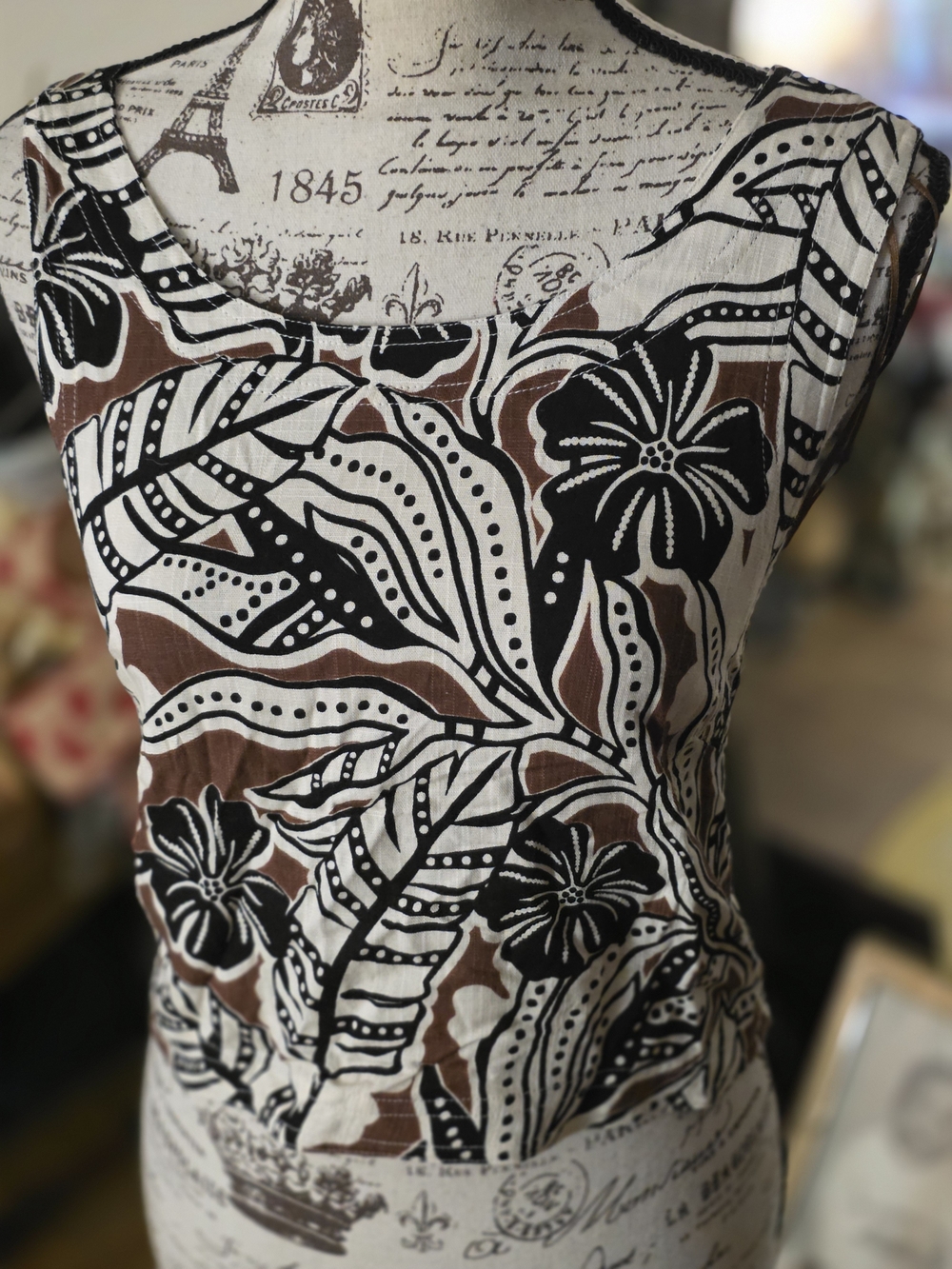 Rose & Olive Black Brown White Tropical Floral Tank